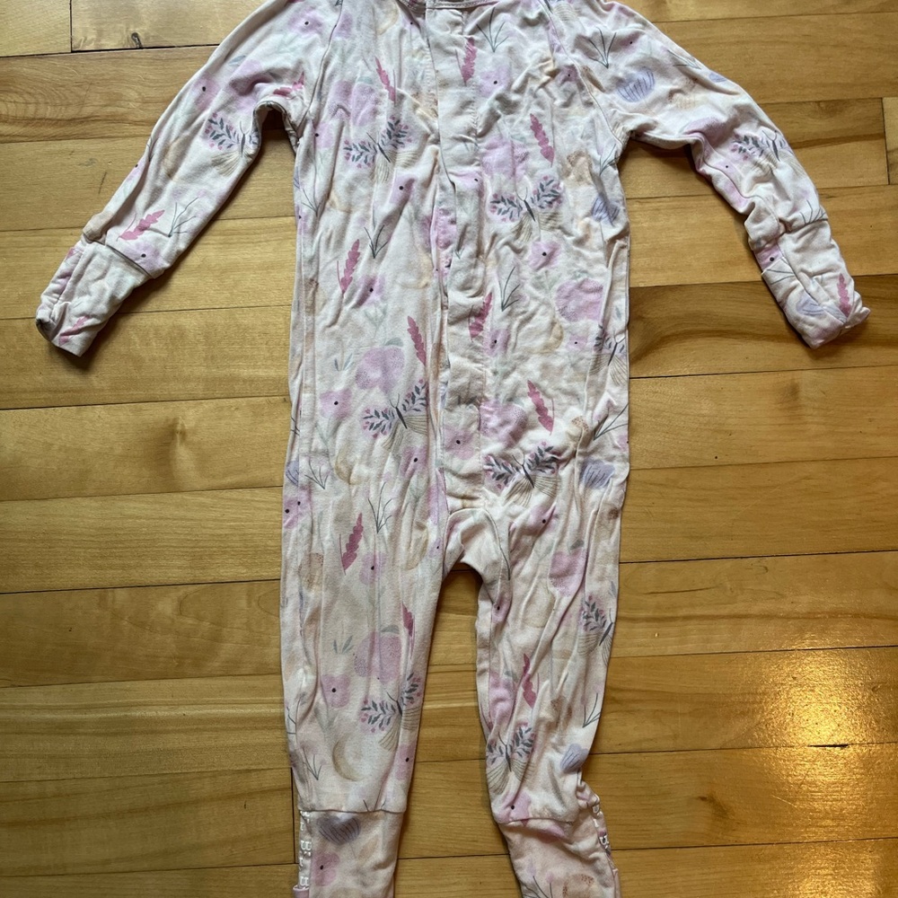 Magnetic me pajama 9-12 months
